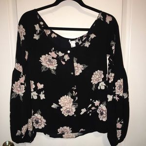 Streetwear Society floral bubble sleeve top